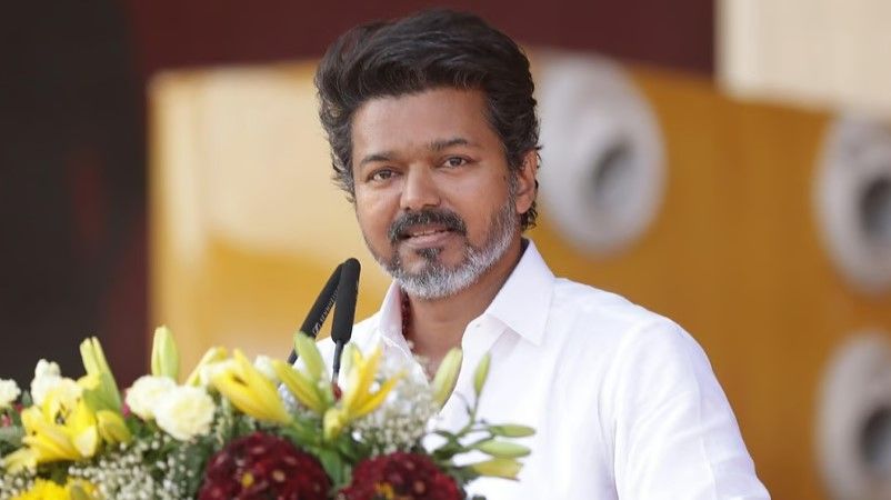 ‘அண்ணன் சீர்’ முதல் ‘தாய்மாமன் தங்க மோதிரம்’ திட்டம் வரை: தவெக தலைவர் விஜய்யின் வாக்குறுதி பட்டியல்