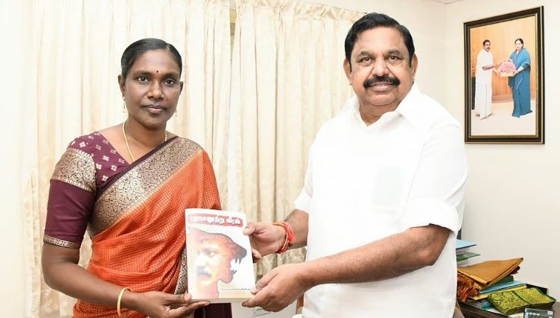 அதிமுகவில் இணைந்தார் காளியம்மாள் - பழனிசாமி முன்னிலையில் ஐக்கியம்!
