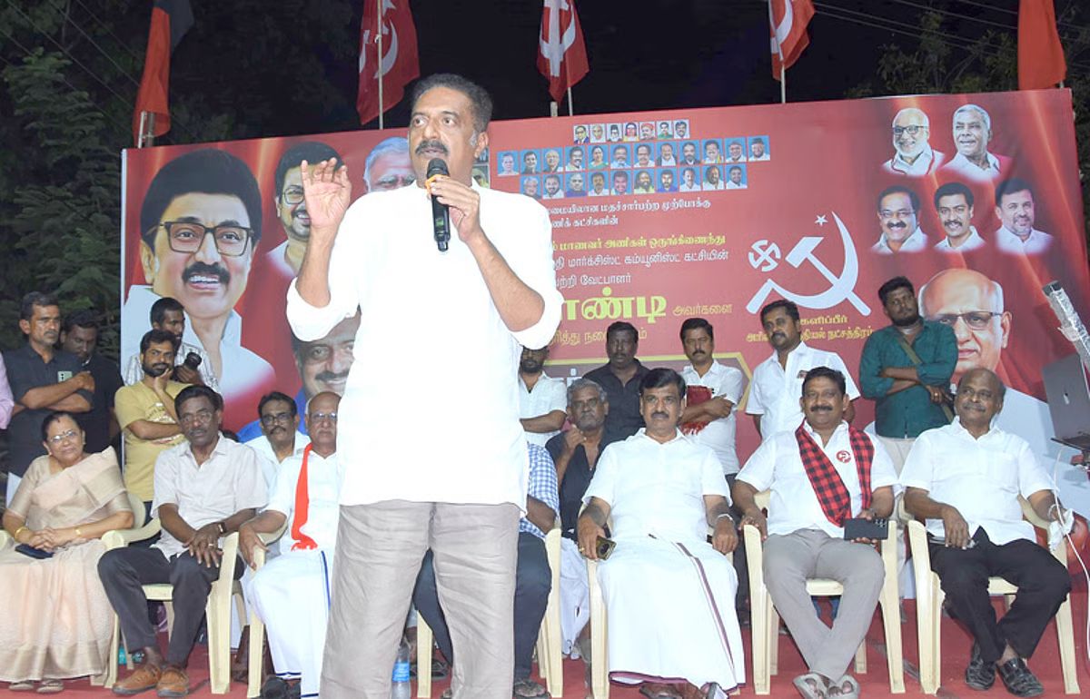 “நடிகருக்காக விசில் அடிக்கலாம், நாட்டை ஒப்படைக்க முடியாது” - பிரகாஷ்ராஜ்