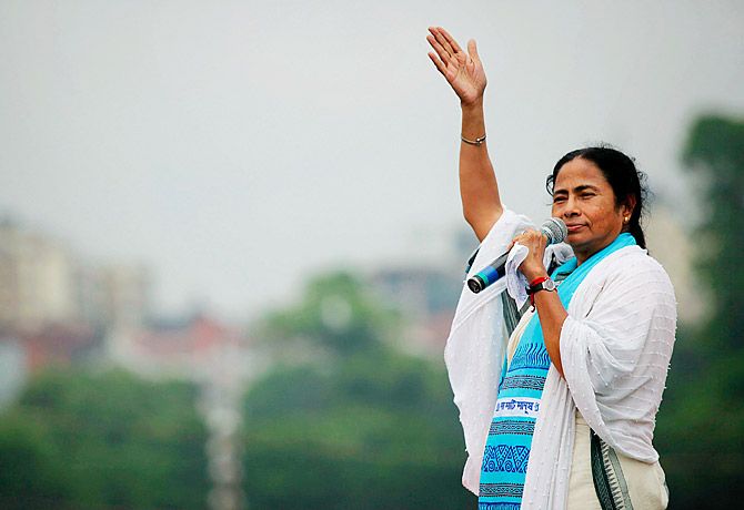 “டெல்லியை எனது கட்டுப்பாட்டுக்குள் கொண்டு வருவேன்” - மம்தா பானர்ஜி