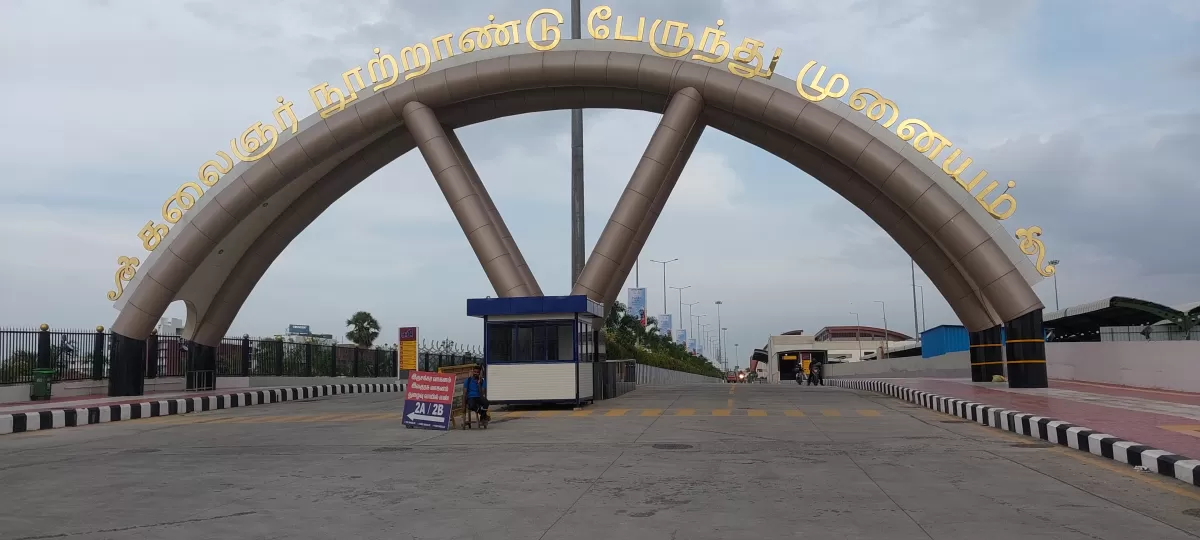 கிளாம்பாக்கம் வழக்கு: ஆம்னி பேருந்துகளுக்கான தடையை ரத்து செய்து ஐகோர்ட் உத்தரவு