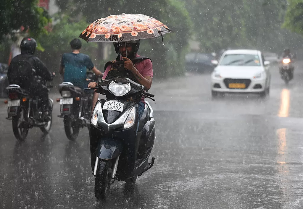 நீலகிரி, நெல்லை உள்பட 10 மாவட்டங்களில் கனமழைக்கு வாய்ப்பு