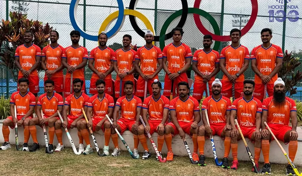 உலகக் கோப்பை தொடரில் காவி நிற உடையில் களமிறங்கும் இந்திய ஹாக்கி அணிகள்!