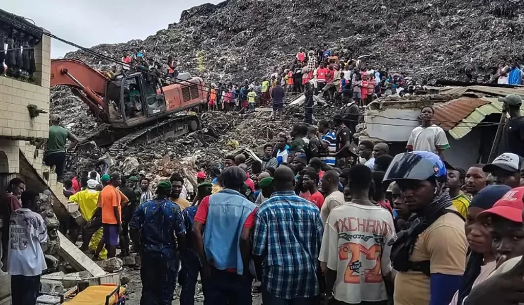 கினியாவில் கனமழை: குப்பை மலை சரிந்து 22 பேர் உயிரிழப்பு