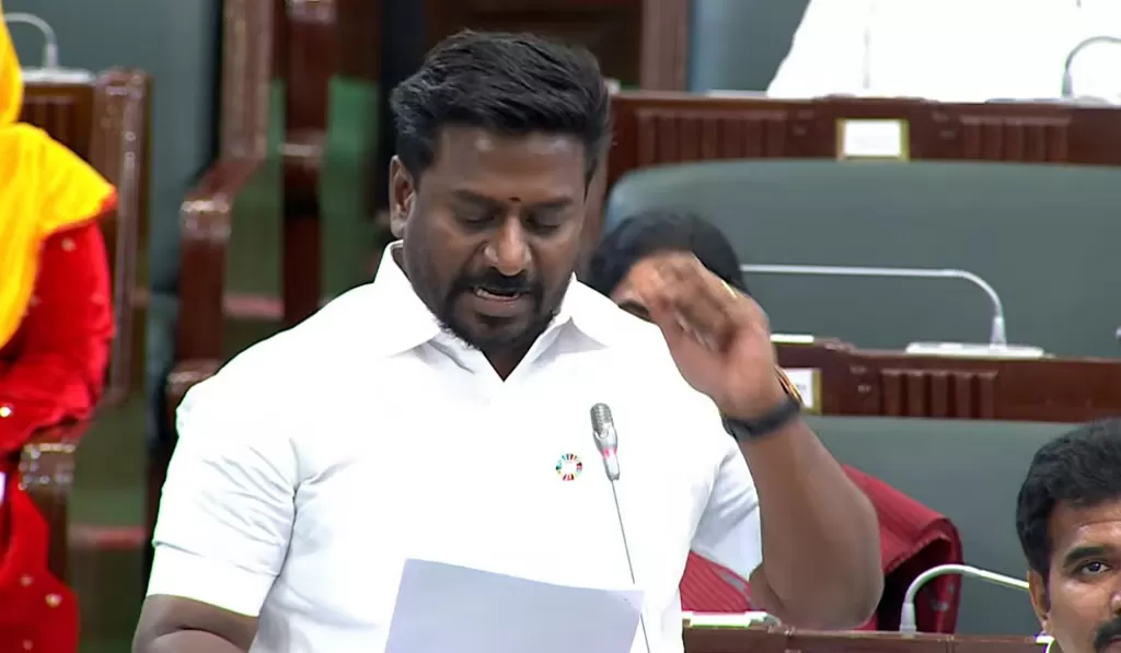 நேபாள பெருவெள்ளத்தில் சிக்கிய தமிழர்கள் நிலை என்ன? - பேரவையில் அமைச்சர் ராஜ்மோகன் விளக்கம்